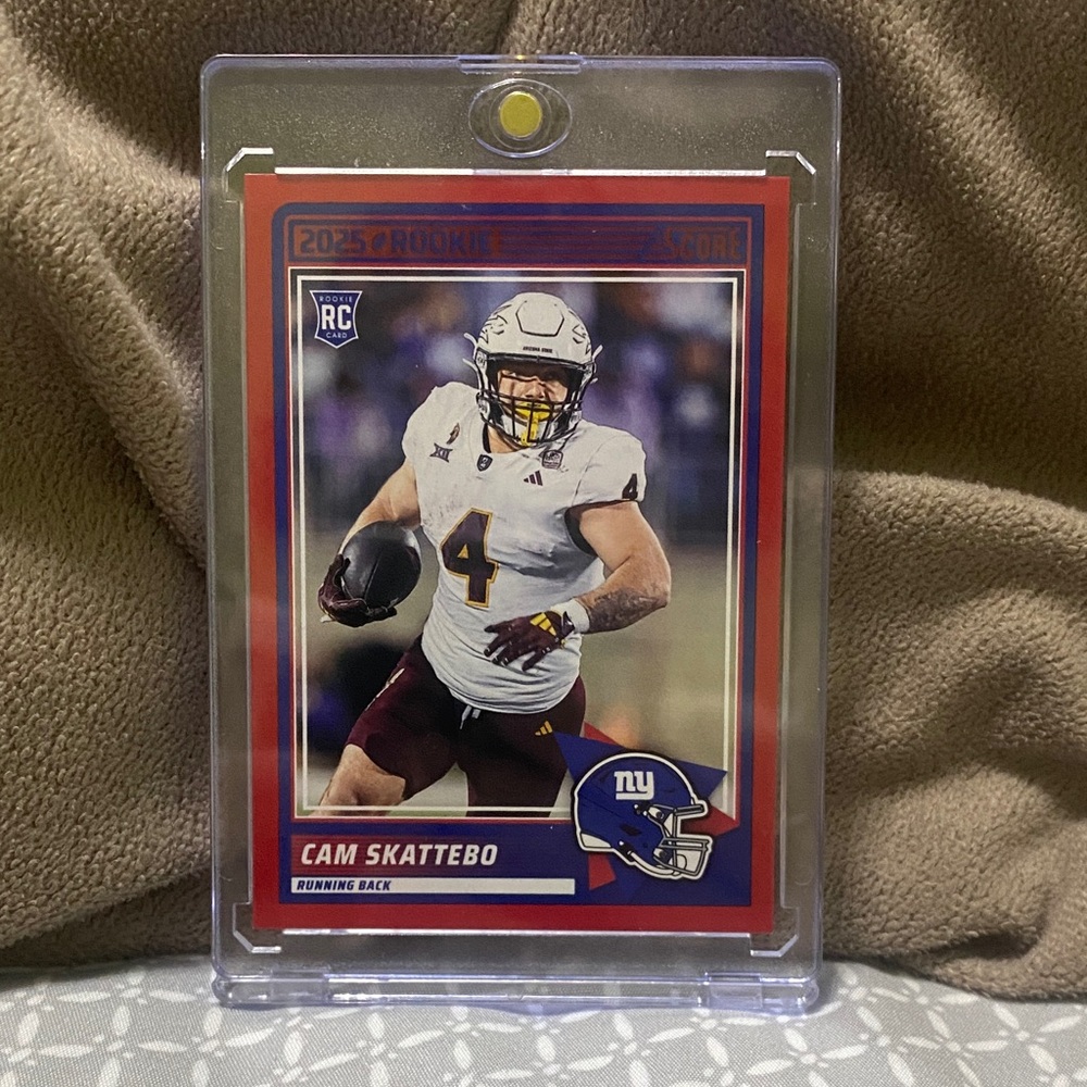 2025 Score Football Cam Skattebo Rookie Red!!